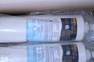 lot 147 image: Filtrete Water Filter set