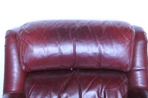 lot 13 image: Contemporary Leather Armchair