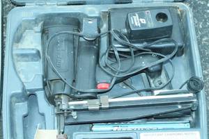 lot 21 image: Paslode Nailers & Cases