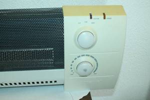 lot 144 image: Baseboard Heater