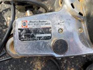 lot 29 image: 3 Belt Sander