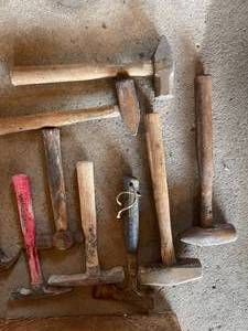 lot 44 image: Hammers & Caddy
