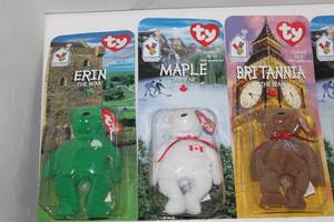 lot 153 image: Ronald McDonald House Happy Meal Beanie Babies
