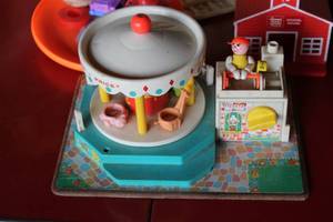 lot 155 image: Childrens Toys