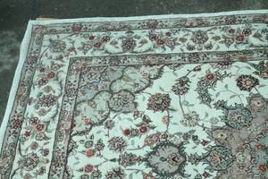 lot 133 image: Oriental Wool Rug