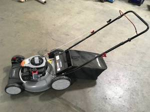 lot 2 image: 21 in. 140 cc Briggs and Stratton Walk Behind Gas Push Lawn Mower with Height Adjustment and with Mulch Bag by Murray  Customer Returns See Pictures