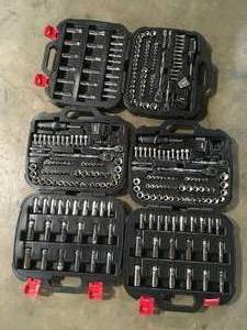 lot 34 image: Lots of Tool Sets Customer Returns See Pictures
