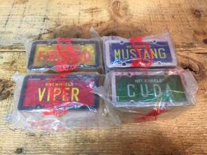 lot 36 image: Vintage AVON Hotwheels Park-N-Plates Mustang-Firebird-Viller-Cuda