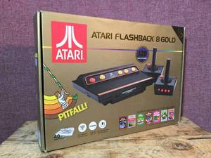 lot 39 image: Atari Flashback 8 Gold - Remake Vintage Game Console
