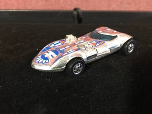 lot 48 image: Vintage Hot Wheels Twinmill