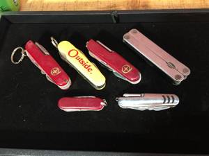 lot 65 image: 6 Multi-Tool Type Knives