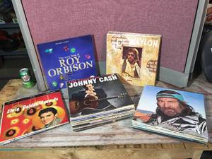 lot 84 image: Vintage LP Record Albums