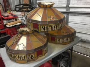 lot 90 image: 3 Vintage MICHELOB Beer Hanging Bar Lights