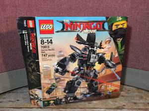 lot 147 image: Lego The Ninjago Movie Set
