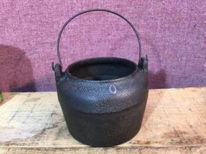 lot 175 image: Antique Cast Iron CauldronPot Marked 0
