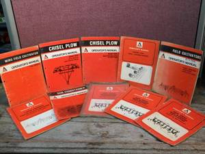 lot 183 image: 10 Vintage Allis Chalmers TractorImplements Operators Manuals