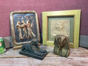 lot 215 image: Egyptian-Look Decor