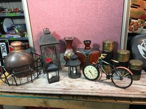 lot 217 image: Metal Lanterns - Vases - Decor