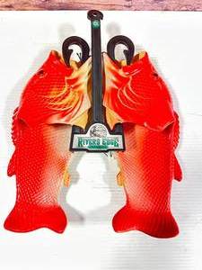 lot 15 image: New Red Snapper Water Shoes  Sandals (euro size 4041)