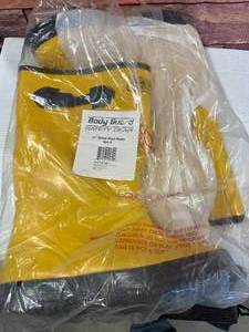 lot 43 image: New Body Guard 17 Inch Slush Boots Size 9