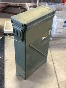 lot 49 image: Genuine Military Ammo Box 23 Inches Tall