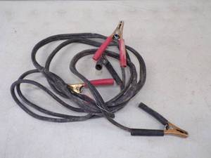lot 15 image: Jumper Cables