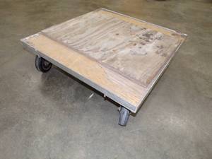 lot 16 image: 4 Wheel Dolly  Moving Cart