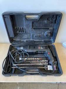 lot 37 image: Chicago Pneumatic PHE 24 Rotary hammer drill in case