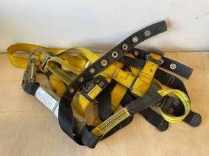 lot 41 image: Guardian Safety Harness with G Sal adjustable external shock lanyard