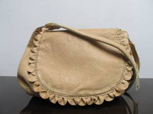 lot 54 image: Brand New LUCKY BRAND Italian Leather Purse