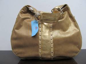 lot 55 image: Brand New Large Gold Purse - by Kathy Van Zeeland