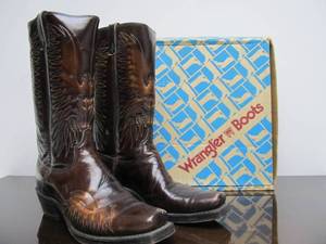 lot 76 image: Very Nice Vintage Mens Wrangler Leather Cowboy Boots - Size 9D