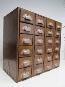 lot 81 image: Very Nice Vintage 24-Drawer Parts Cabinet