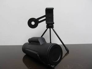 lot 114 image: Titan Optic Outback Spotting Scope wStand