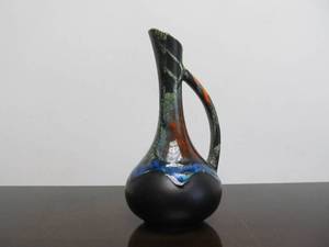 lot 9 image: Mid Century Signed HAEGER Pottery Vase