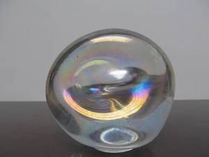lot 131 image: Signed ROBERT EICKHOLT Iridescent Art Glass Paperweight
