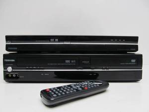 lot 178 image: Working TOSHIBA DVD & VHS Player & DVD Player
