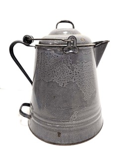 lot 215 image: LARGE Old Vintage Enameled Metal Camp Kettle