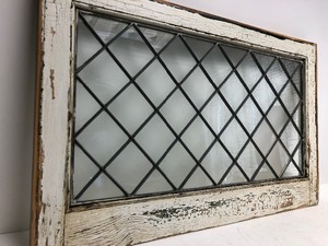 lot 213 image: Excellent Antique Leaded Glass Window
