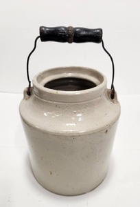lot 217 image: Antique Stone ware Jar