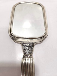 lot 252 image: Large Vintage Sterling Silver Deco Vanity Hand Mirror