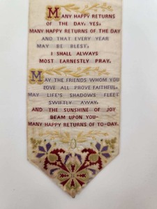 lot 257 image: Larger Antique 1870s Stevengraph Woven Silk Ribbon - Many Happy Returns 