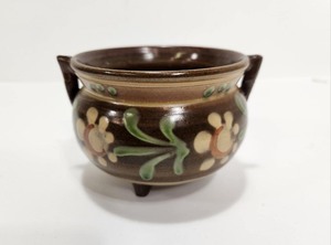 lot 263 image: Mid Century Signed Upsala Ekeby Footed Pottery Bowl - Sweden