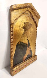 lot 272 image: Vintage Italian Gold Painted Wood Religious Icon