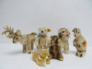 lot 186 image: Lot of Vintage STEIFF Small Assorted Animals