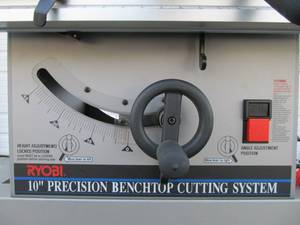lot 298 image: Excellent Barely Used RYOBI 10 Table Saw wAccessories - Model BT-3000
