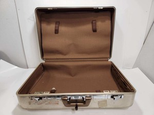 lot 300 image: Vintage Aluminum Suitcase