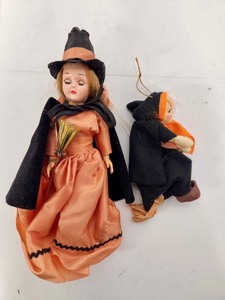 lot 334 image: &nbspLot of old Vintage Halloween Items - Witch Doll, Ornament & Kettle