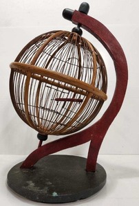 lot 370 image: Vintage Wooden Wire Spinning Globe Bird Cage