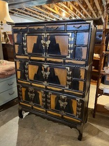 lot 63 image: Antique Tansu Tall Boy Chest